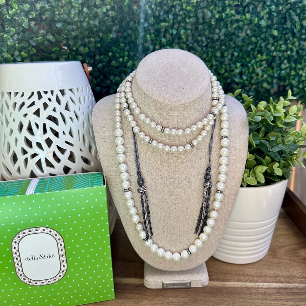 Stella & Dot Mara Pearl Necklace